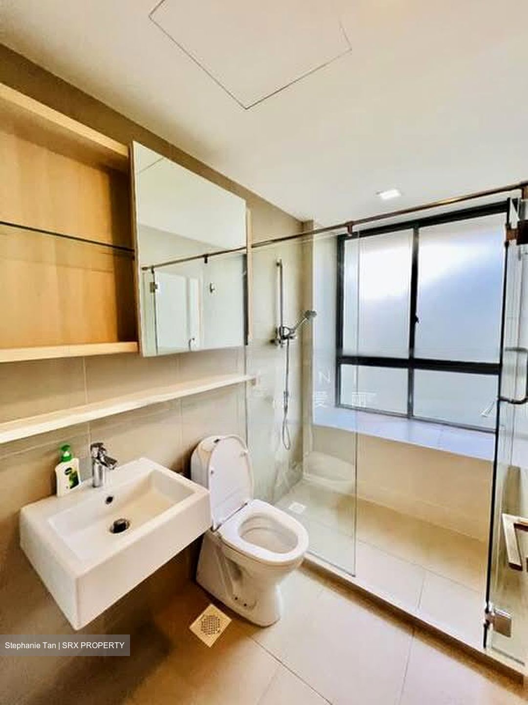 Waterford Residence (D9), Apartment #567697001